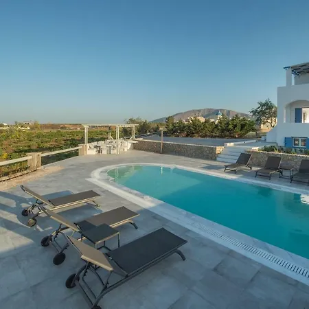 Exquisite Private Pool 6 Prs @ Santorini Tatil Evi Karterados (Santorini)